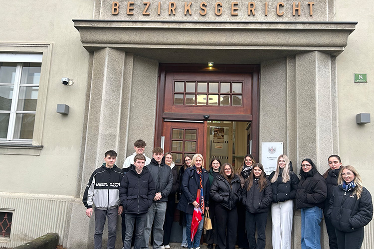 Exkursion der 4BJ zum Bezirksgericht Leibnitz